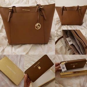 Michael Kors bag and wallet